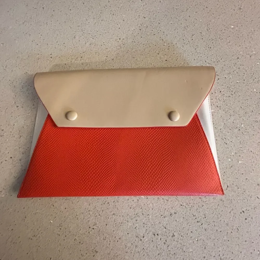 Women’s BCBG envelope clutch, NWT